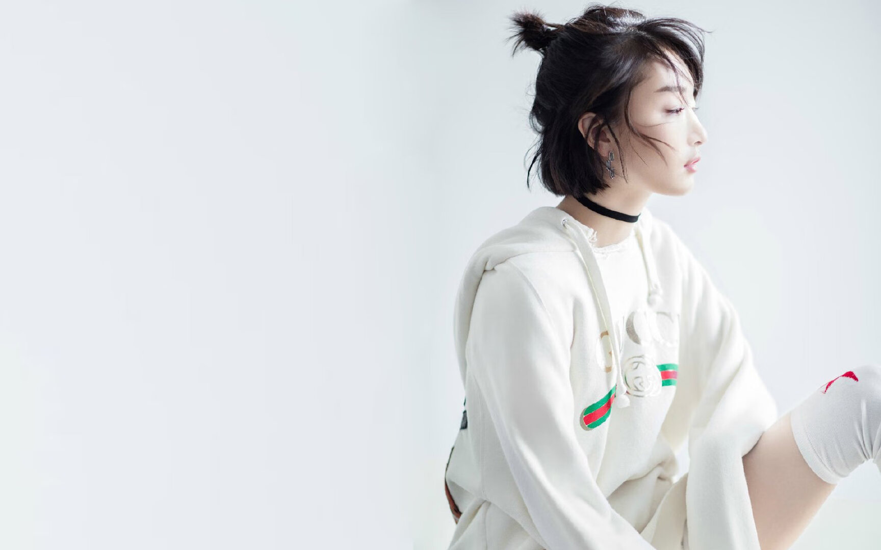 绿色环保足球场在全国范围逐步推广使用，足球环保创意作品